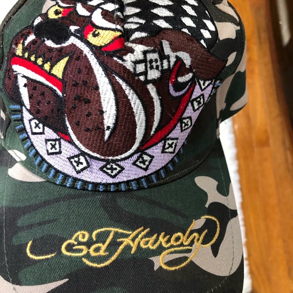 Ed Hardy authentic vintage camouflage bulldog hat. Worn 1x Swagger throwback! - Picture 1 of 11